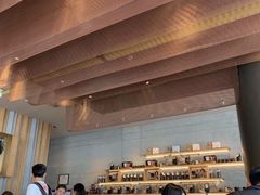 -星巴克臻选(济南恒隆店)