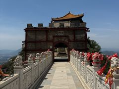 -鸡鸣山旅游风景区