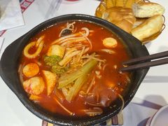 -沁麦源过桥米线(总店)