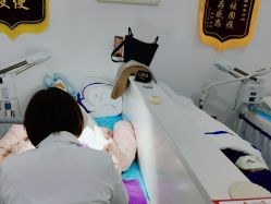 -蕾特恩专业祛痘·皮肤管理