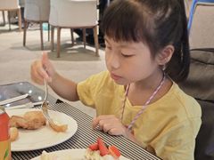 -广州万富希尔顿酒店·感趣自助餐厅·金秋蟹宴生蚝海鲜刺身