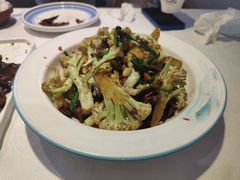 -俏湘厨•地道湘菜(建华南路店)