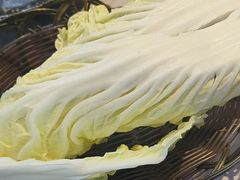 -洞庭洲·防空洞火锅·铜锅涮肉·烧烤(新百广场店)