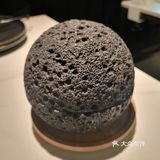 月球漫步下的晚餐