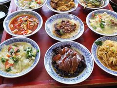 -蓝田九大碗民俗食府(蓝田店)