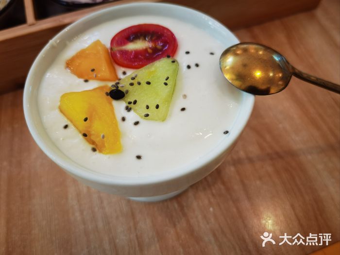 轻蔬不用等·素食(江苏路店)豆腐酸奶图片