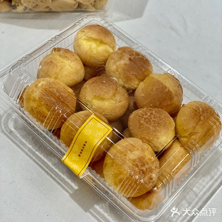 鲍师傅新品｜奶油小泡芙🎀