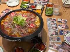 -WOW LUCKY创意韩料(龙阳广场店)