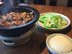 -云海肴·汽锅鸡·云南菜(天山百盛优客店)