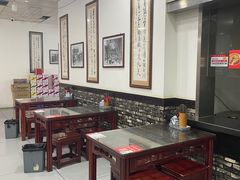 -牛一嘴·兰州牛肉面·大盘鸡(财富中心店)