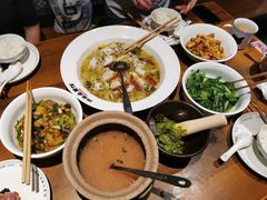-洞庭土菜馆(易发广场店)