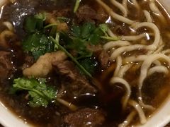 -清真吴记门钉肉饼·喜多利