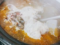 -烧哥美蛙肥肠鱼火锅·十五年社区店