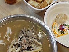 -丽丽三鲜螺蛳粉(田林路店)