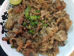 -熊吞·大碗丼烧肉饭(济宁万达广场店)