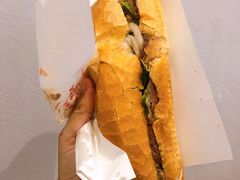 -Bánh Mì Huynh Hoa