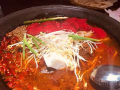 -四小区火锅·巷子里的重庆火锅(花照壁店)