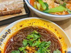 -遇见小面(东方宝泰店)