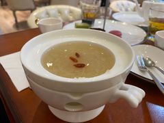 -燕庭·纯燕窝·甜品下午茶(南京西路店)