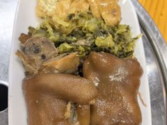 -明姨仔潮汕美食·碳炉猪脚·汕尾牛腩饭·起片鸡煲(起义路店)