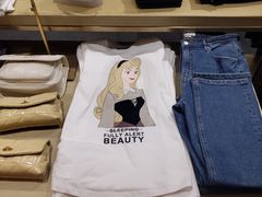 -URBAN REVIVO(济南世茂广场店)