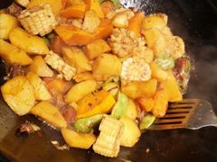 -老关东铁锅炖(上游街店)