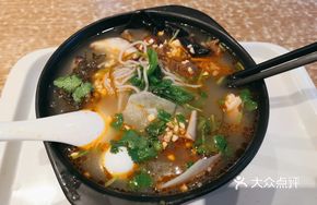 Buckwheat Noodles with Beef Hot Pot
