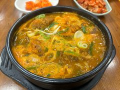 猪骨汤饭-旺清进洞米肠汤