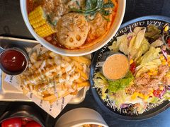-W COLLECTIVE  DESSERT SHOP