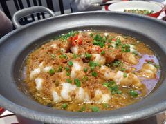 金菇蒜香脆脆虾-老湘亲·品鉴湘菜(蔡塘爱琴海店)