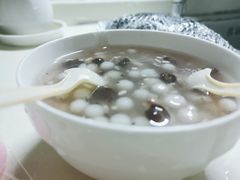 -芳婆糕团店(王府大街店)