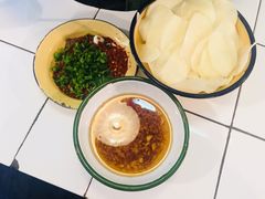 微辣秘制干油碟-石灰市老火锅(北滨路店)