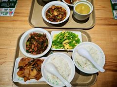 -老乡鸡(融科天地店)