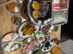 -青瓦餐厅·生鱼片·韩园烤肉(西塔店)