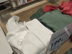 -优衣库(长春欧亚卖场店)