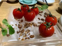 番茄脆菇沙拉-小大董·烤鸭(五棵松店)