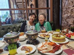 -松咖啡自助餐厅·松北香格里拉