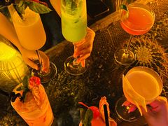 -城墙外BAR