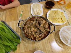 锅仔排骨-老殷锅仔