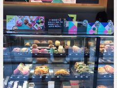 面包甜点陈列柜-星巴克(青浦宝龙店)