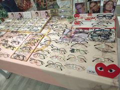 -肆兮眼镜·蔡司·徕卡战略合作店(大坪店)