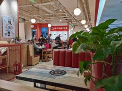 大堂-鸡遇虾煲干锅火锅(小寨金莎店)