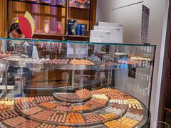 -Laderach 莱德拉(上海环贸iapm店)