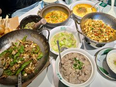 -费大厨辣椒炒肉(高铁吾悦广场店)