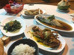 -量贩海鲜餐厅