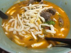 手切酸菜牛腱子面-陳八两面家(滨江天街店)