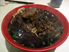 -小龙大肉面馆