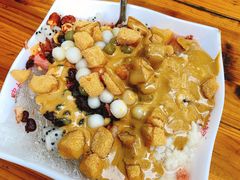 丈母娘冰粉-串妹花式冰粉(乐山总店)
