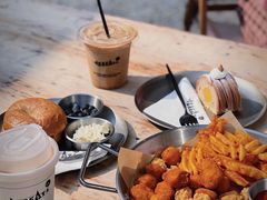 -J Create城市露营咖啡·简餐·宠物(上海动物园店)