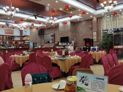 大堂-一品美食城(石碣序伦小学店)